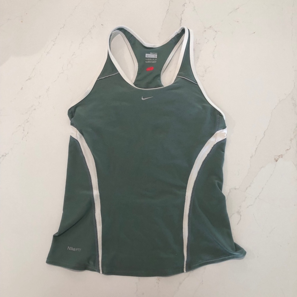 Nike workout tank